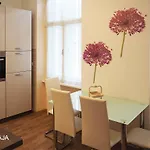 Rose Garden Apartment Bovec 公寓