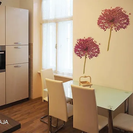 Rose Garden Apartment Bovec Διαμέρισμα